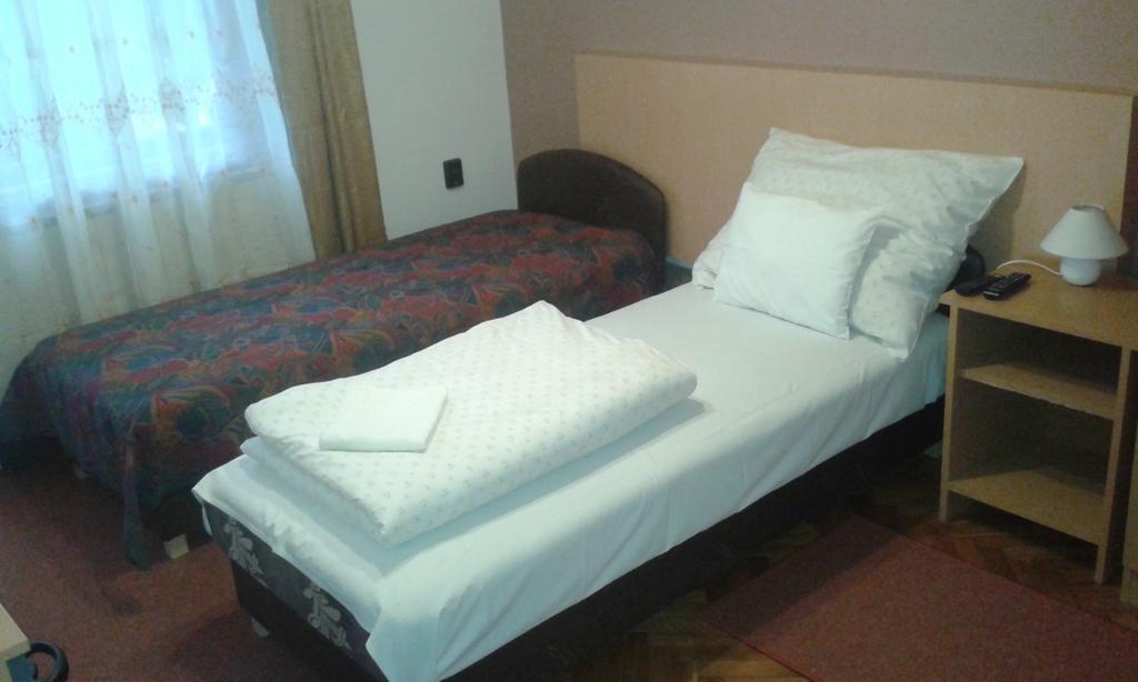 Petra Vendeghaz Apartment Buk Room photo