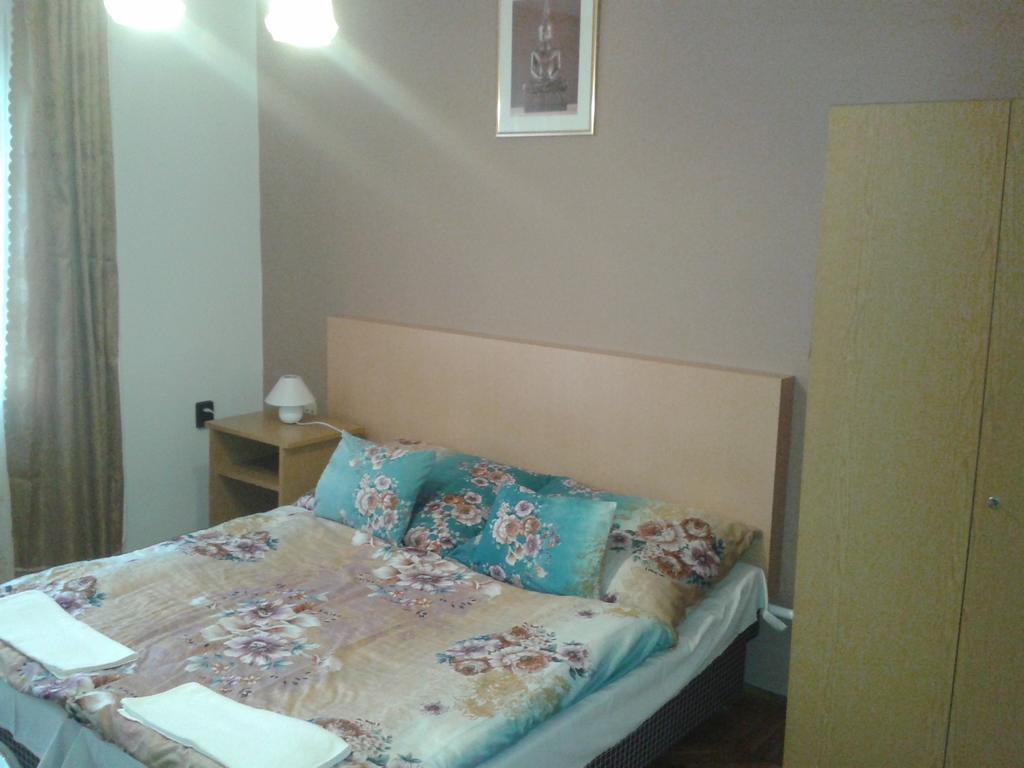 Petra Vendeghaz Apartment Buk Room photo